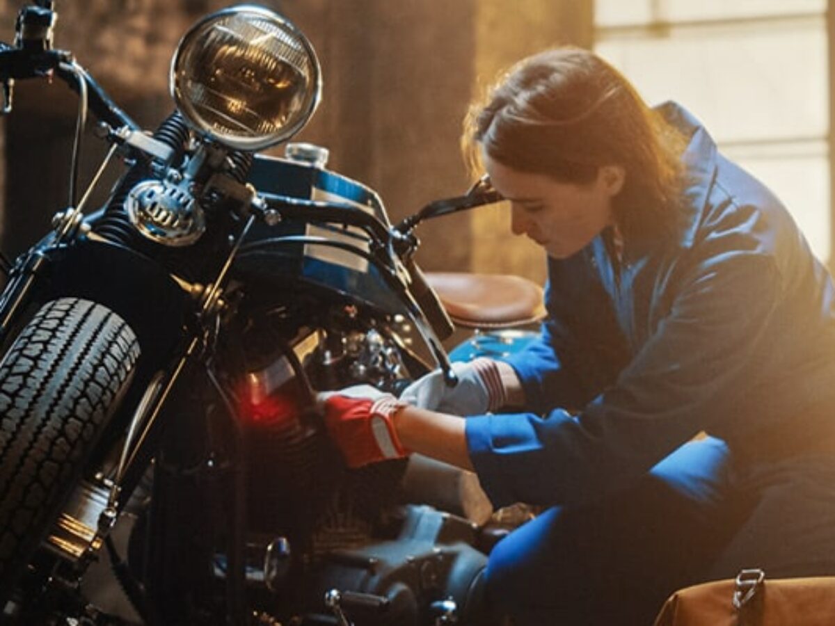 How to Store Your Motorcycle for Winter: 8 Helpful Tips | Montway